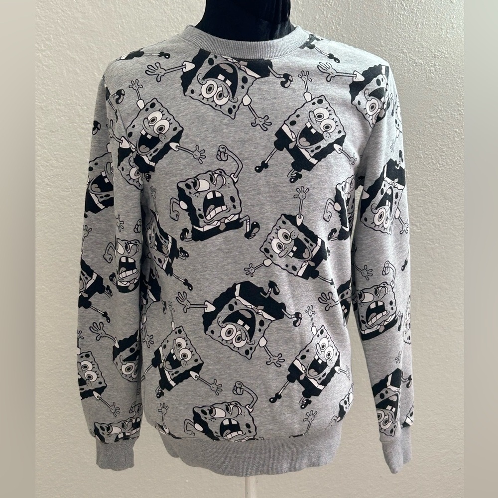 H&M Divided SpongeBob Graphic Crewneck Sweatshirt